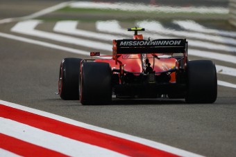 F1: Gyümölcsillat buktatja le a Ferrarit?