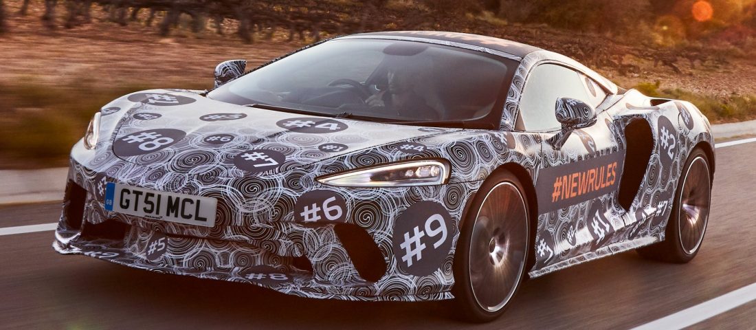 Szupersportkocsi helyett túraautót épít a McLaren
