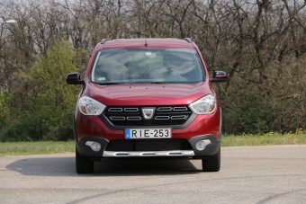 A Dacia Lodgy még mindig üres terei miatt vonzó