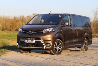 Japánnak öltözött francia - Toyota ProAce Verso teszt