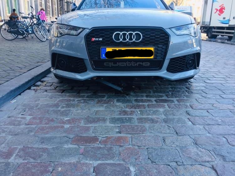 Nézni is fáj a tilosba hajtó, elvérzett Audi RS6 képeit 1