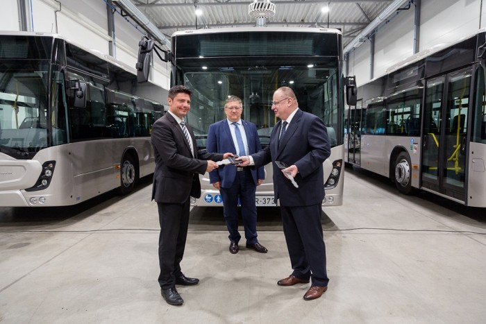 Rövidesen indul a sorozatgyártás az új magyar buszgyárban 1