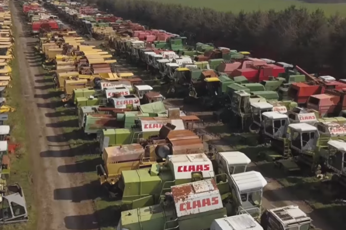 Így néz ki a kiszolgált kombájnok temetője