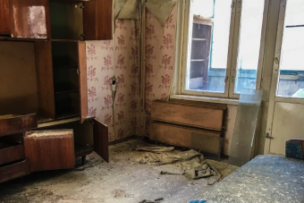 Így néz ki 2019-ben egy panelház belülről Csernobilban