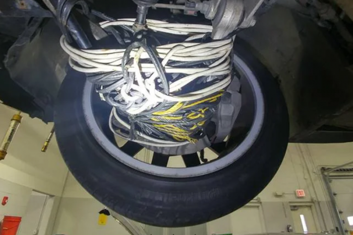 Még mindig adják a muníciót a pokoli műhelyek, íme 15 új fotó