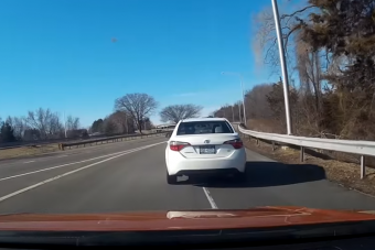 Így lesz életveszélyes a lassú sofőr autópályán