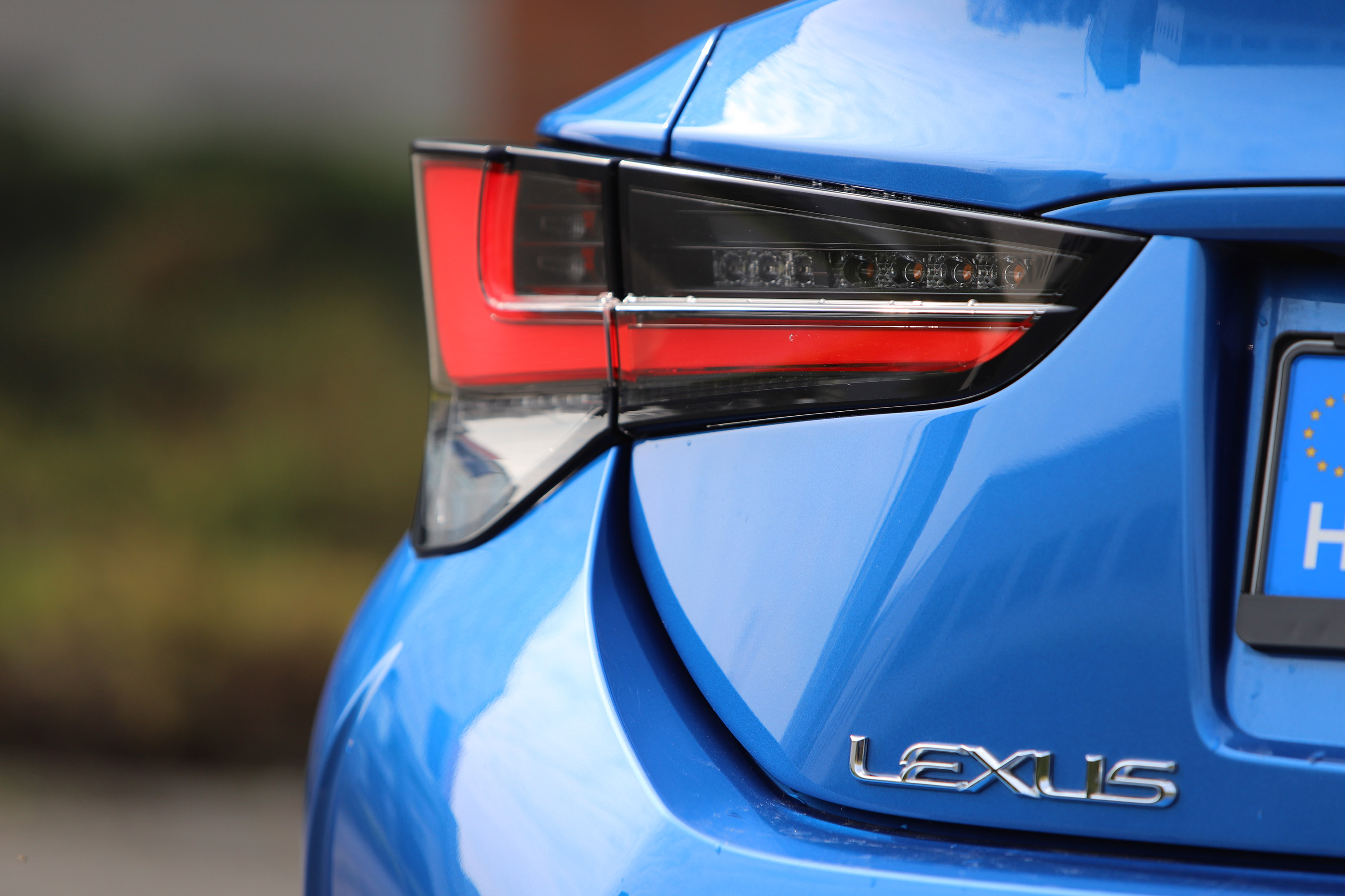 Farkasbőrbe bújt bárány: Lexus RC300h teszt 16