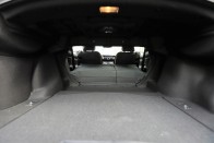 Farkasbőrbe bújt bárány: Lexus RC300h teszt 76