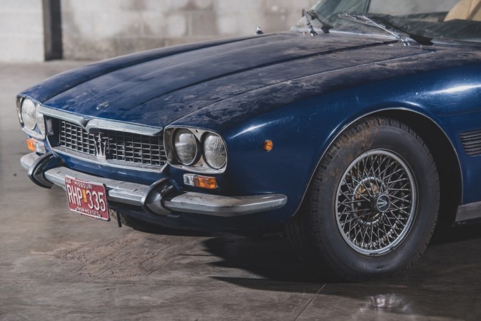 30 évig raktárban pihent ez a rettentő ritka Maserati