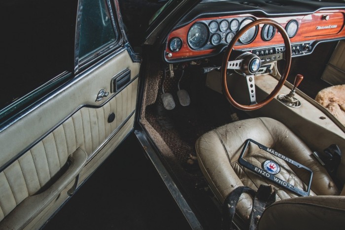 30 évig raktárban pihent ez a rettentő ritka Maserati 6