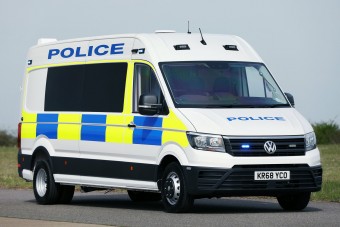 Melósbusz rohamrendőröknek