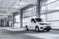 Toyota-emblémával is jön a Peugeot Partner 22