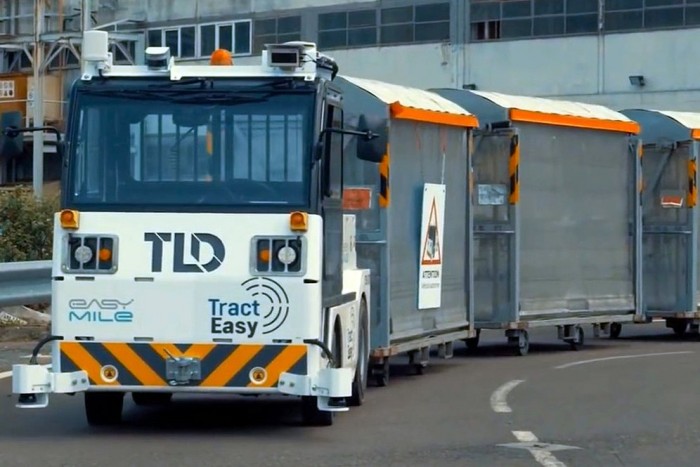 Közúton gurulnak a Peugeot önjáró autói 5