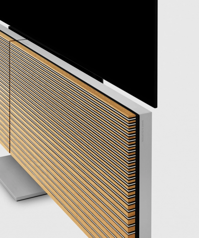 Ilyet még nem láttál: összecsomagolja magát a tévé 1