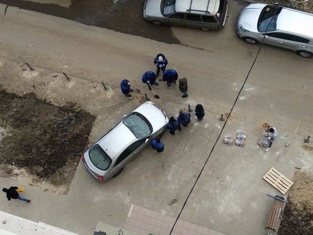 13 szorult helyzet, ahonnan nem menekülnek egyhamar ezek az autósok 9 | Vezess 13 szorult helyzet, ahonnan nem menekülnek egyhamar ezek az autósok 9