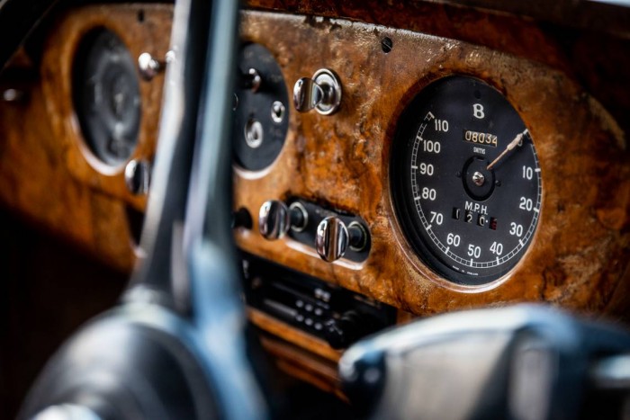 Pickupot varázsoltak ebből a Bentley luxuslimuzinból 6