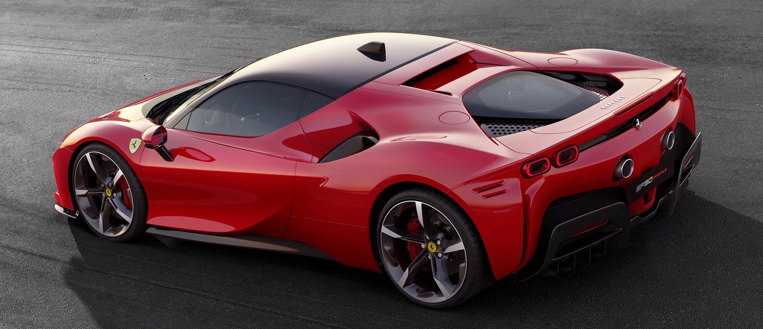 1000 lóerős, elsőkerék-hajtású Ferrari született! 5
