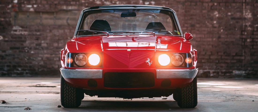 Fel sem lehet ismerni ezt a Zagato ruhás Ferrarit