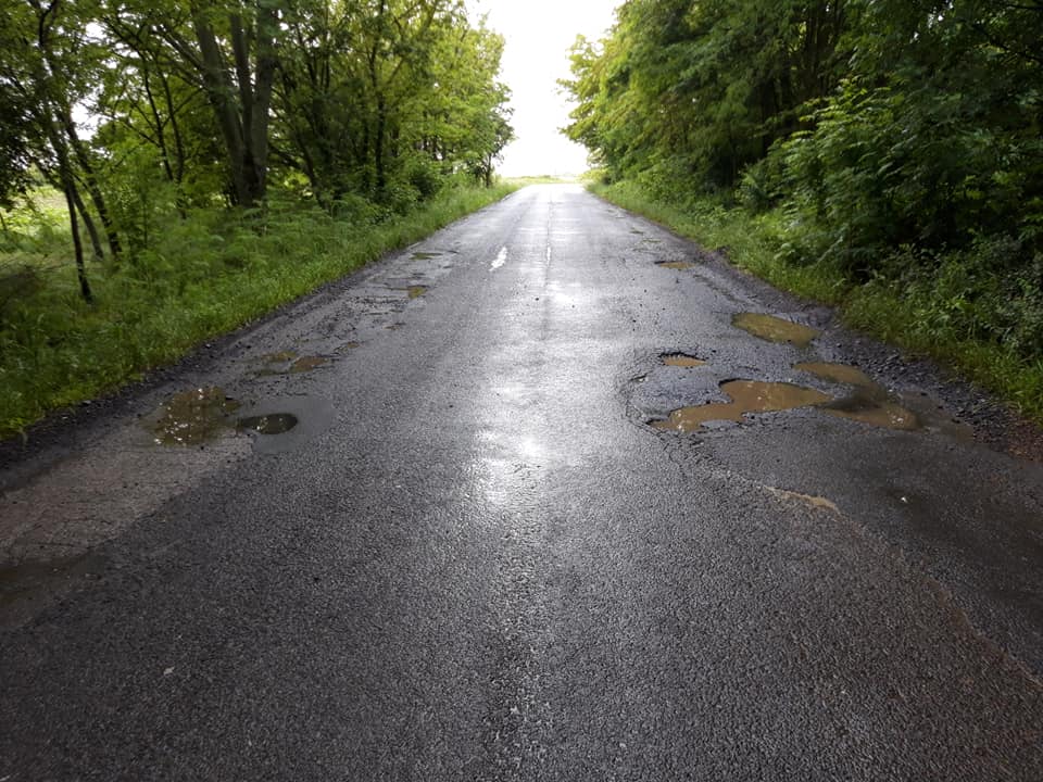 Kiakadt a magyar autós a rossz út miatt, lefotózott mindent 4