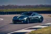 Ritka kincs lesz a kézi váltós Aston Martin Vantage 18