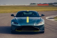 Ritka kincs lesz a kézi váltós Aston Martin Vantage 13