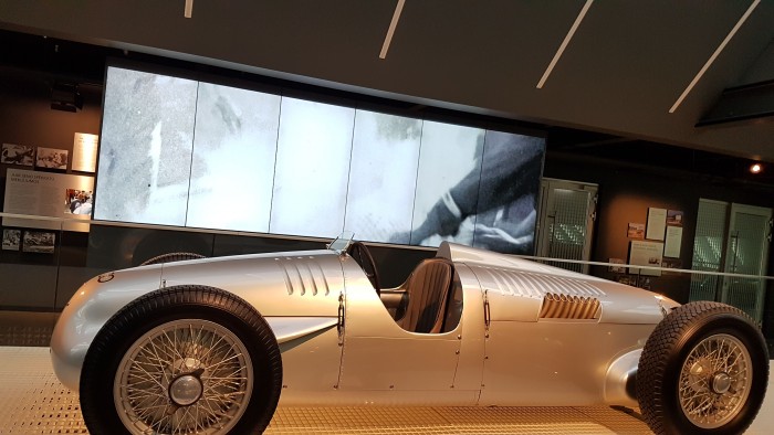 Autócsodák a Baltikum szívében 16 | Vezess Autócsodák a Baltikum szívében 16