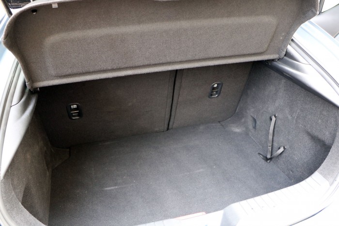 Nincs még egy ilyen szoborszerű autó, mint az új Mazda3 13 Nincs még egy ilyen szoborszerű autó, mint az új Mazda3 13