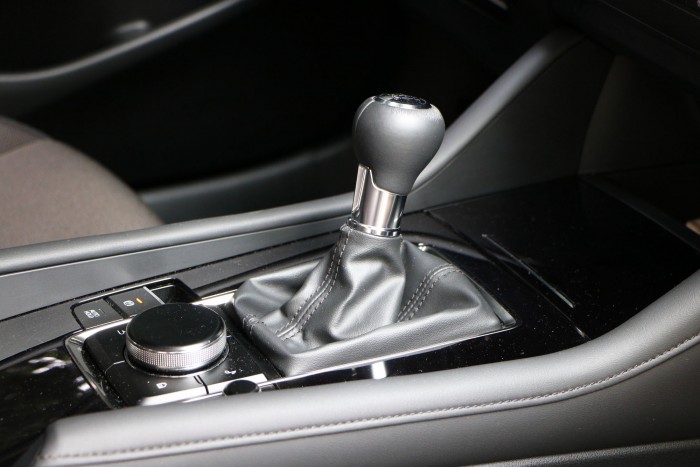 Nincs még egy ilyen szoborszerű autó, mint az új Mazda3 9 Nincs még egy ilyen szoborszerű autó, mint az új Mazda3 9