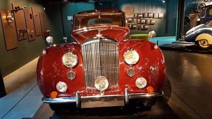 Autócsodák a Baltikum szívében 10 | Vezess Autócsodák a Baltikum szívében 10