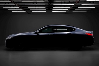 Jön a BMW óriás kupélimuzinja