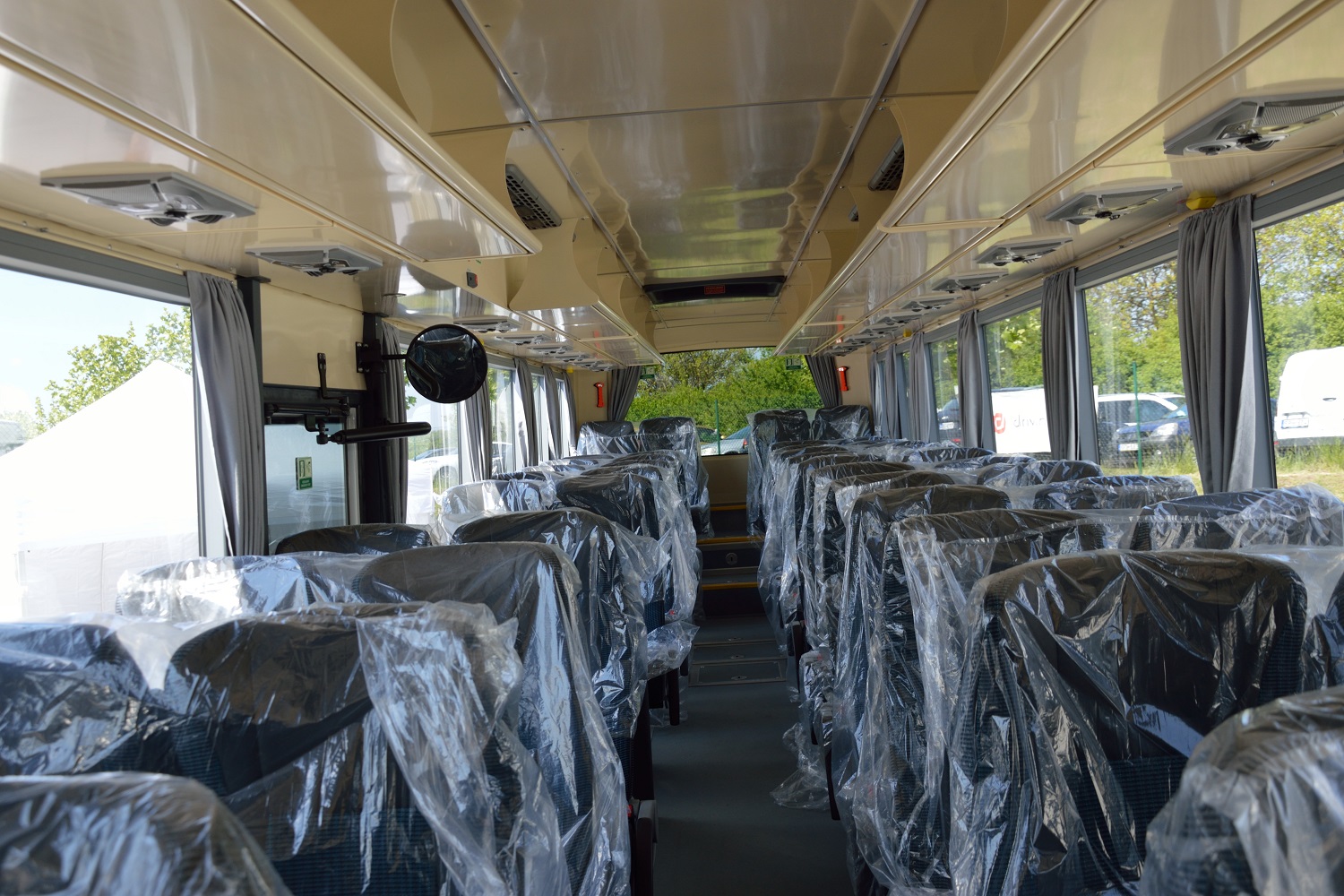 A legújabb buszok magyar utasokra várnak 8