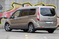 Ford Tourneo Connect teszt – ha gyerekeid vannak, ezt szeretni fogod 44 Ford Tourneo Connect teszt – ha gyerekeid vannak, ezt szeretni fogod 44