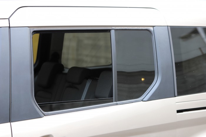 Ford Tourneo Connect teszt – ha gyerekeid vannak, ezt szeretni fogod 13