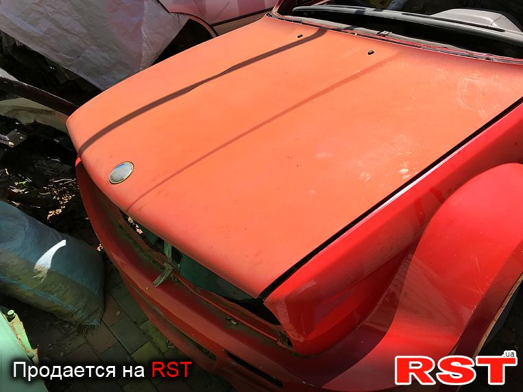 Ez a szegény öreg BMW diffúzoros szörnyszülöttként fog elrohadni 3