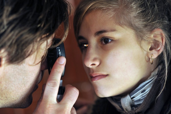 Karitatív orvosokat támogat a Toyota