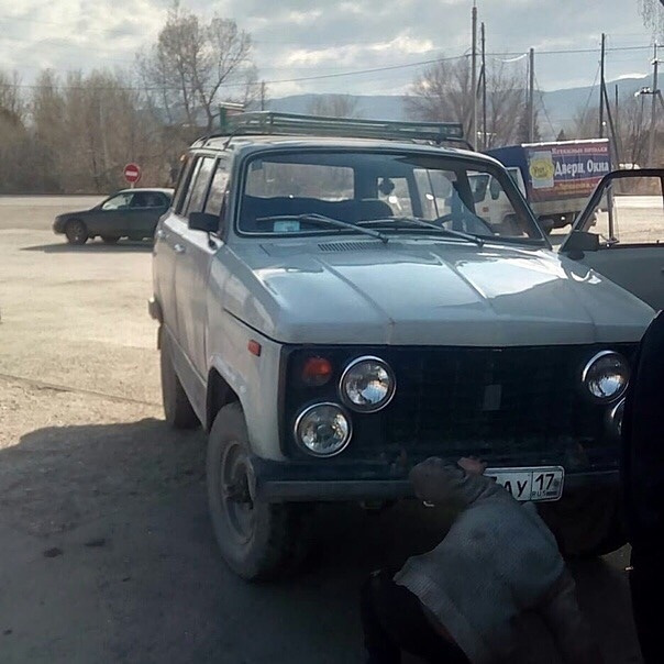 17 fotó keletről torz szörnnyé tuningolt autókkal 11