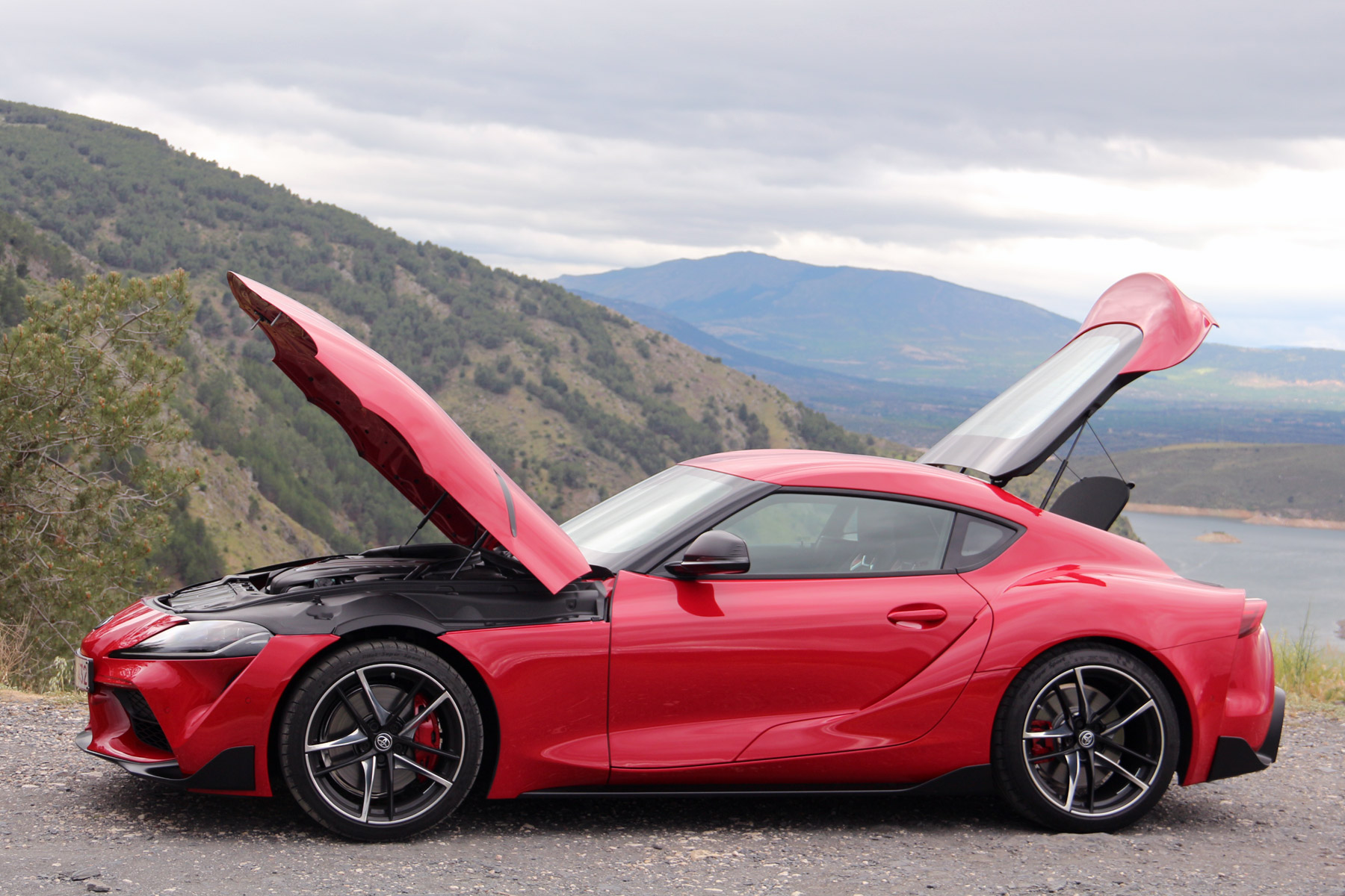 Ellentmondásos álomautó a Toyota GR Supra 17