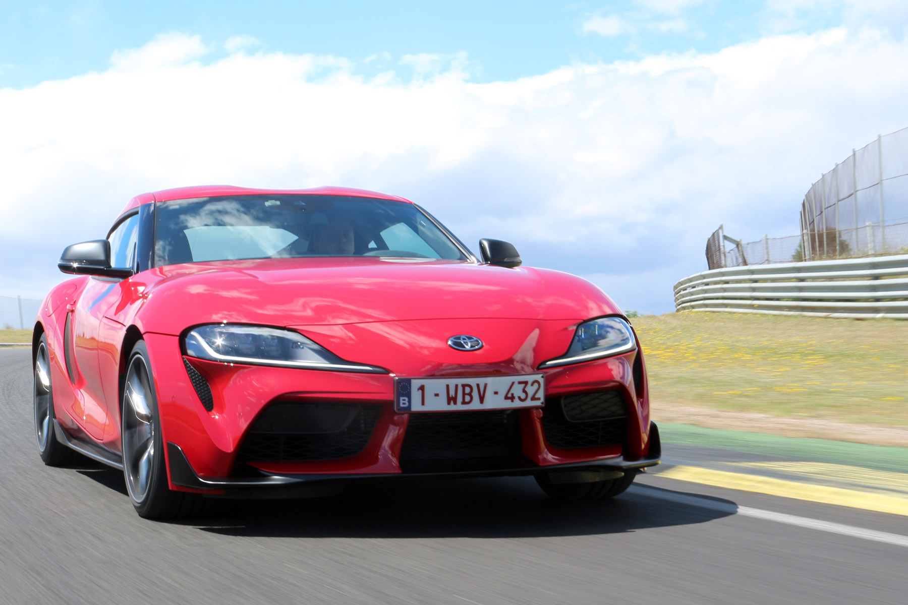 Ellentmondásos álomautó a Toyota GR Supra 5