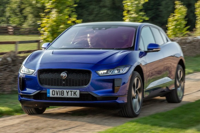 Az év legjobb új motorjába tankolni sem kell 5