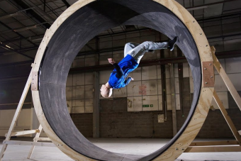 Egy ilyen hurkon végigmenni bármivel őrültség, de vannak, akiknek sikerült