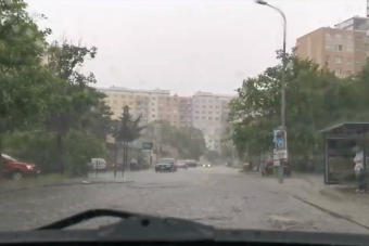 Videón a Budapestre lecsapó ítéletidő