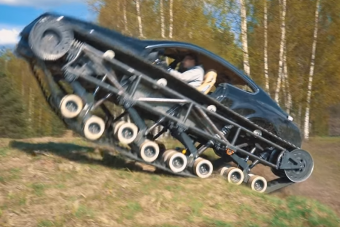 Luxuslánctalpast építettek őrült oroszok