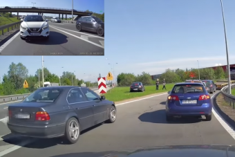 A rendőrök már várták a sort szabálytalanul végigelőző autóst