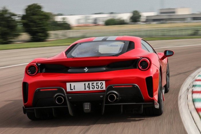 Az év legjobb új motorjába tankolni sem kell 11 | Vezess Az év legjobb új motorjába tankolni sem kell 11