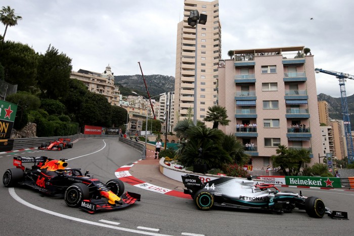 F1: Vasárnap kettős győzelmet aratott Lauda 1 | Vezess F1: Vasárnap kettős győzelmet aratott Lauda 1