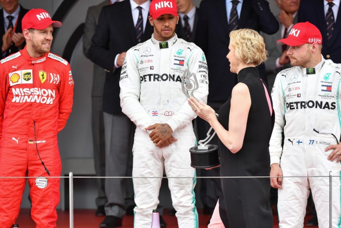 Hamilton: Niki segített!