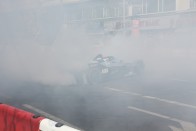 Síri csendben várta Budapest a villany-F1-es érkezését 125