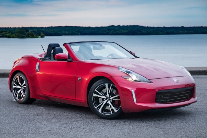 Megszűnik a Nissan roadstere