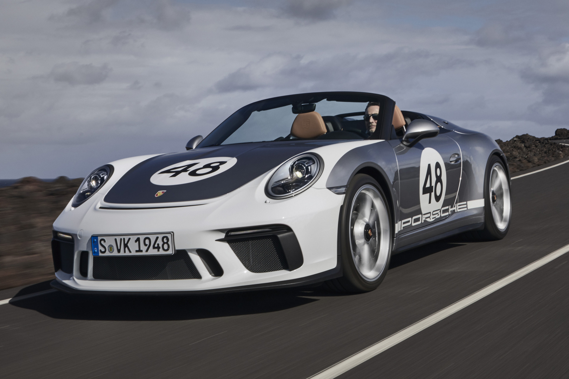 Gyártásba került a Porsche 911 Speedster 8
