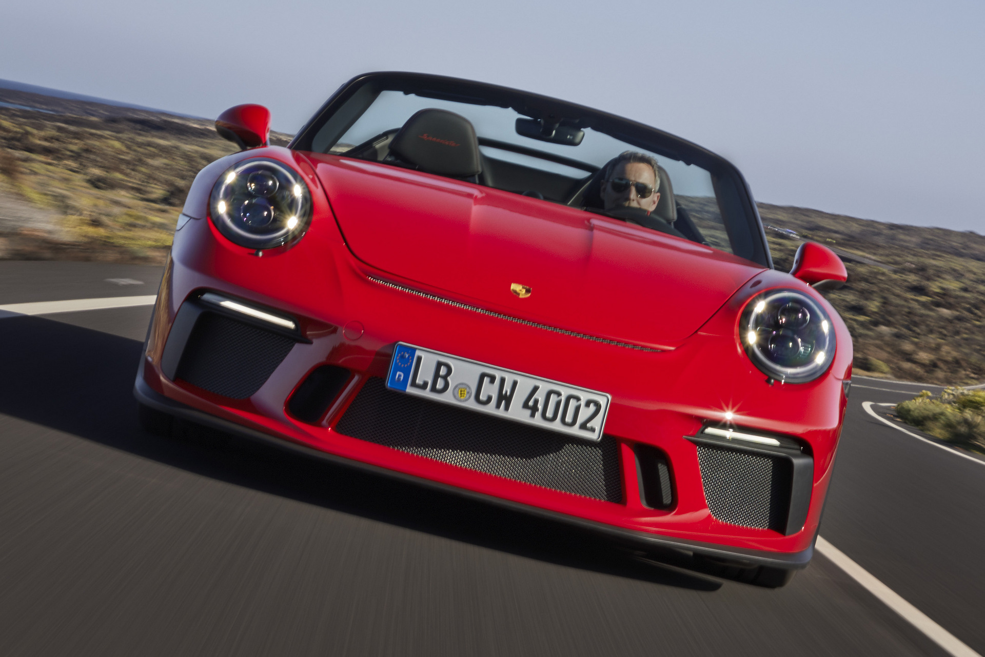 Gyártásba került a Porsche 911 Speedster 25